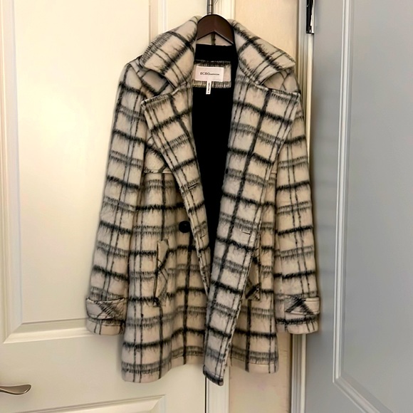 Coat - Picture 1 of 4